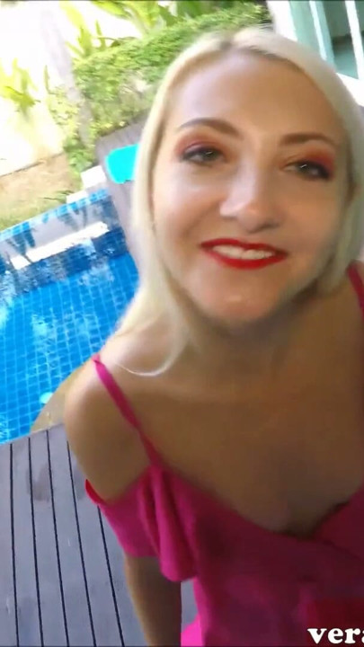 Young German blonde has amateur sex date on holiday, POV | Clip 1
