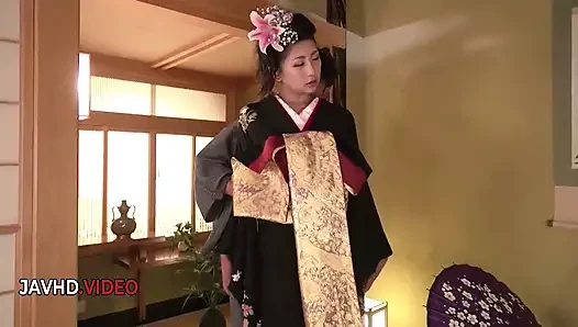 Asian Yuna Shiratori Gives Kinky Blowjob With Intense Passion and Desire