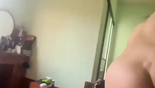 Stepsister seduces with a sexy body and wants to in bed