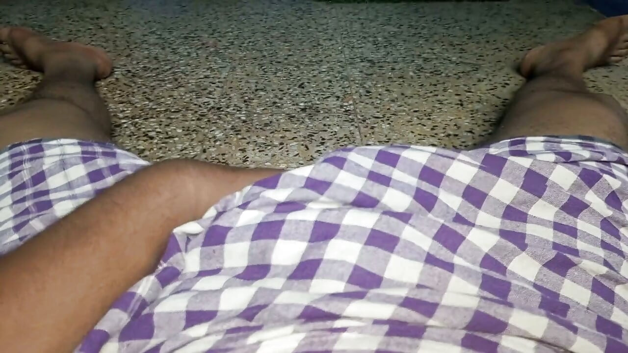 Minha Namorada Indiana Lambendo a Buceta com Beijos
