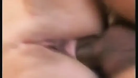Sandra dientot kontol besar dari belakang
