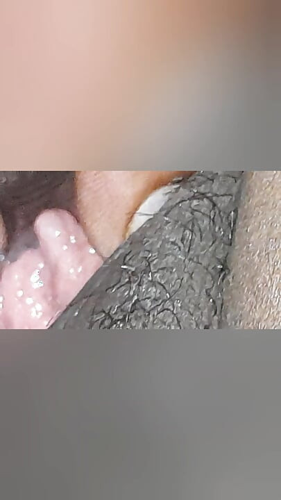 Aaj savita bhabhi ki chut me pura hat dal diya meri chut fad di apne