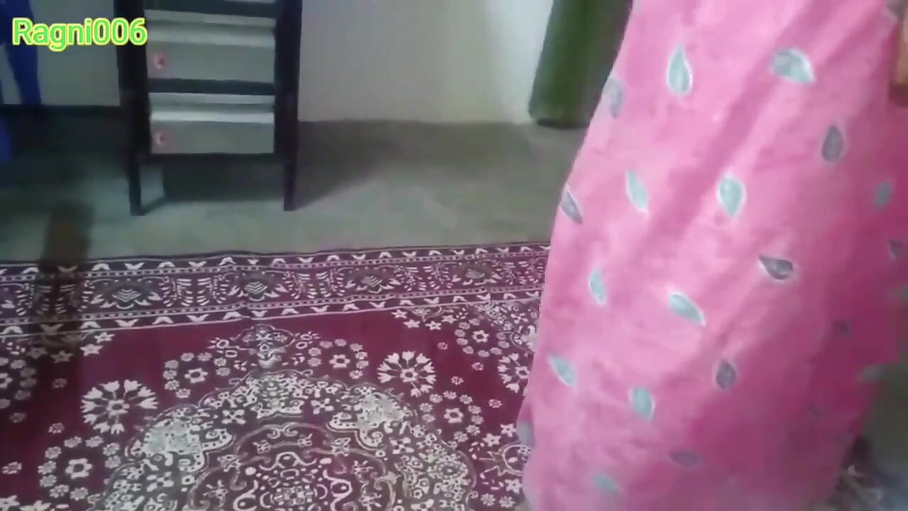 Indian Housewife Doggy Style Hard Fuck Ragni Bhabhi
