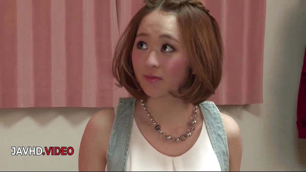 Fingern führt zu heißen JAV-Blowjob-sessions, in denen Doremi Miyamoto einen versauten teenager bekommt