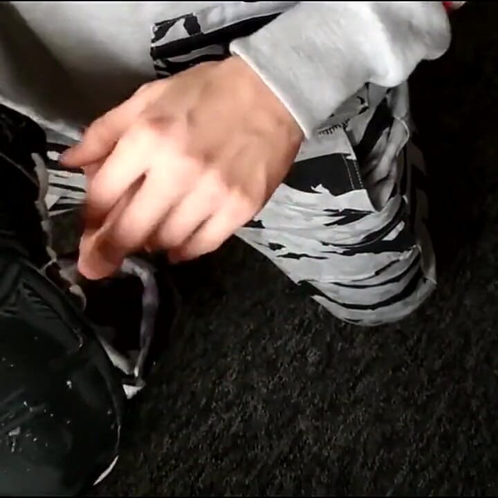 오시리스 스니커즈 플레이, 로드 및 정액