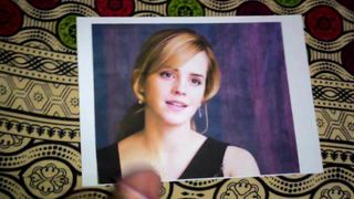 Emma Watson, hommage à l&#39;éjaculation 01