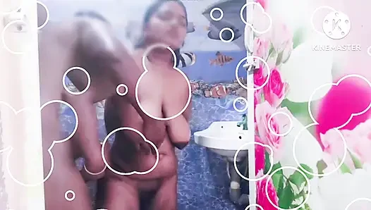Mein schwager fickt mich, während er das bad nimmt - tamilischer dirtytalk mit lautem stöhnen