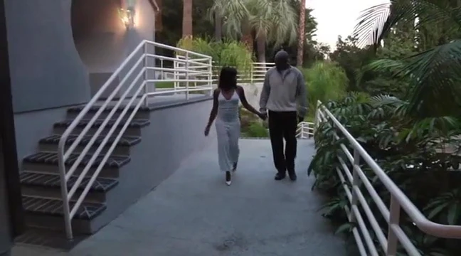 Blackette Ebony Maman Baise avec sa Fille et Amie Fille