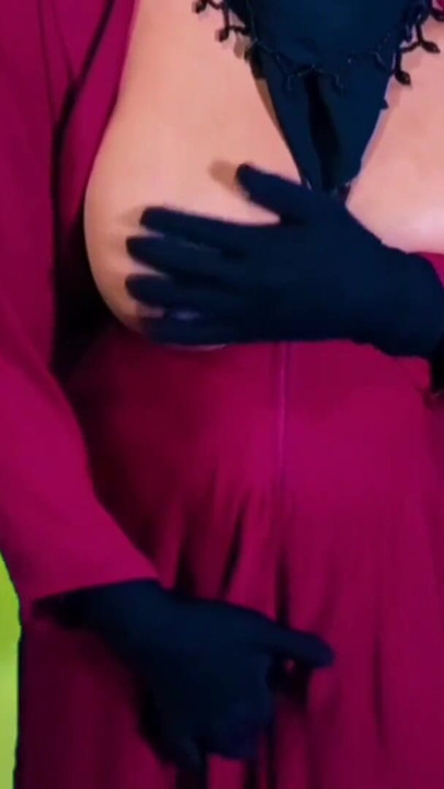 Indian beautiful hijabi Muslim couple thirsty for sex | Clip 1