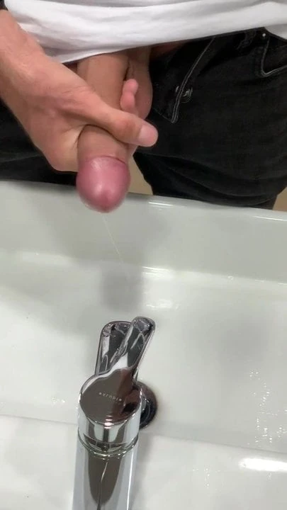 Wanking at gym