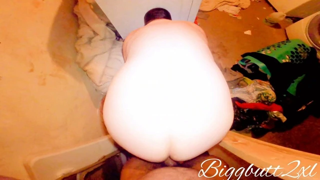 BIGGBUTT2XL GETS FUCKED IN A BASEMENT IN NORTH PHILLY