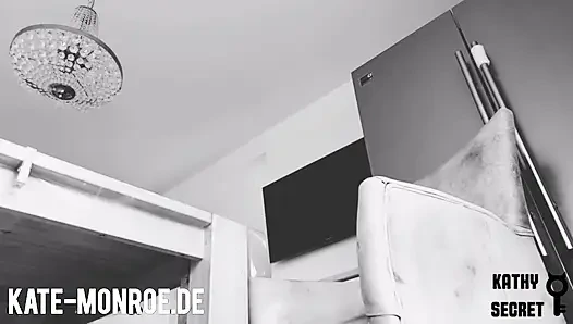 Erfülle die Aufgaben deiner GODDESS Kate Monroe / Cage/Sklave /Domina