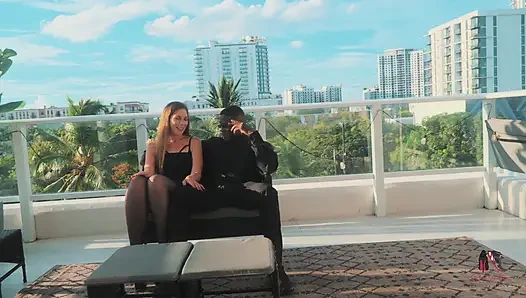 Европейская Шлюшка На Ночном Свидании