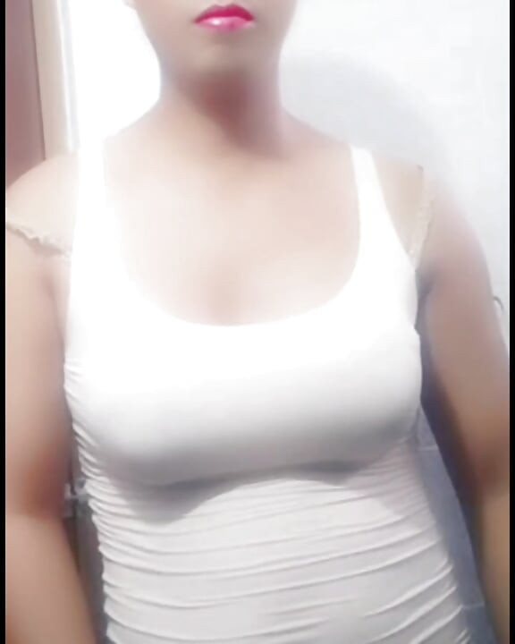 Beauty Circus Bhabi ji ne kiyahe masturbation akela akela