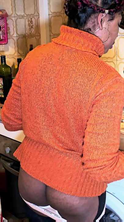 Spectacular moment from "Bare buttocks in the kitchen"