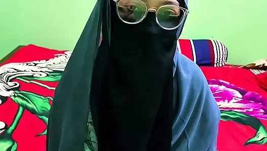 When is sexy hot lady comes to me asking for a donation