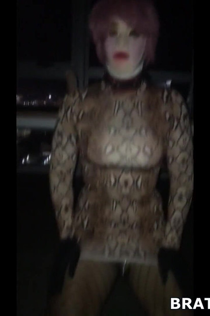 Late night sissy strapon sex