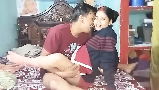 Bihari bhabhi ne dekha dewar ko masturbation kartye huye