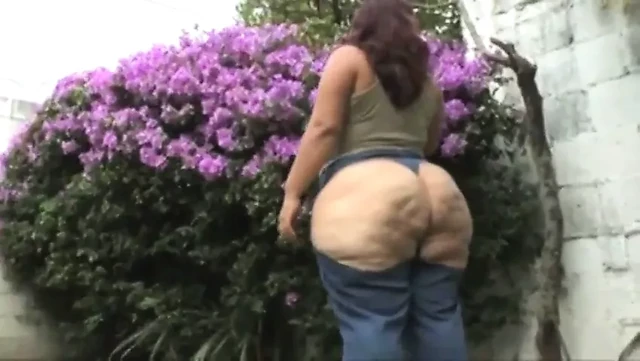 sexy wide hips and ass
