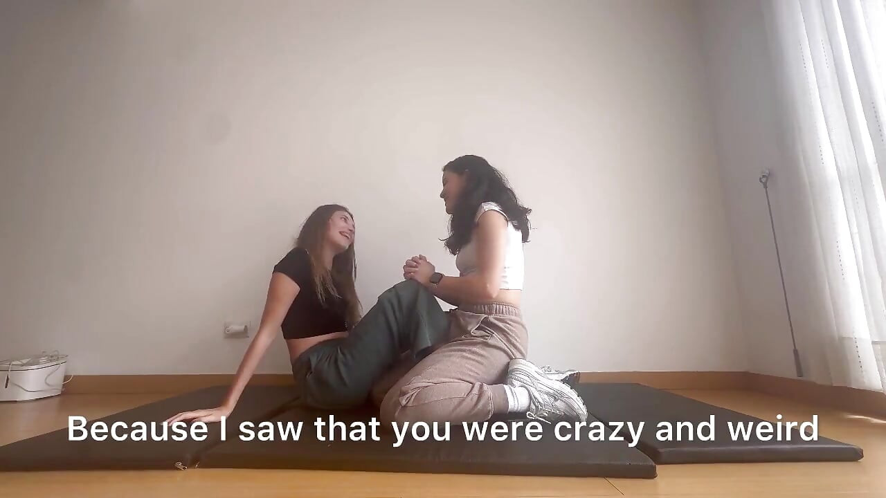 여성 레슬링 및 레즈비언 게임