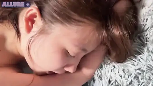 Hcupheat the Alluring Wife Who Radiates Pure Sensual Charm