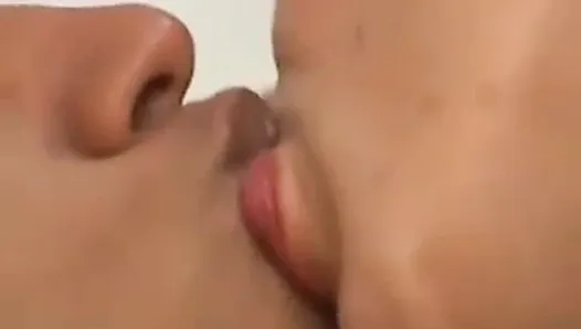 lizandra kissing the girl of 1 cup 2 girls