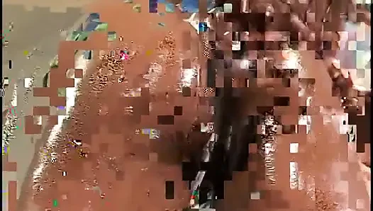 Zenci terli sürtük amını yediriyor