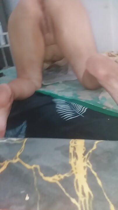Vrea să-i mănânce pizda, partea 3