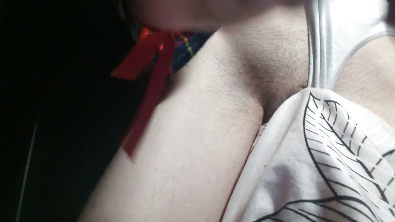Amateur Argentine girl in schoolgirl skirt humping pillow – no face