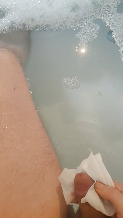 Private Bubble Bath - Real Amateur Solo and Unexpected Ending - Part 1