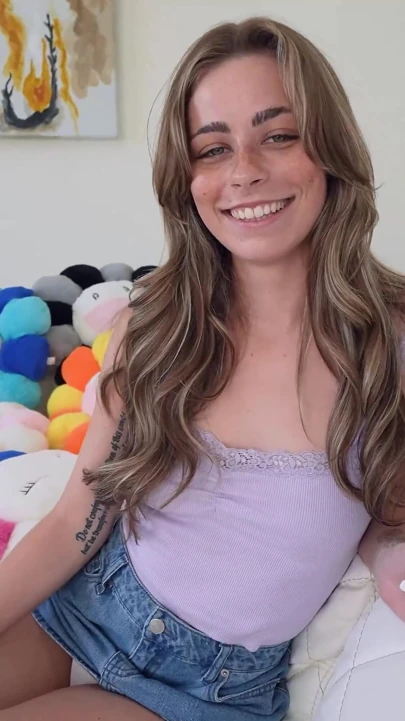 Cute PAWG Renee Rose Lets Me Creampie Her During Study Time