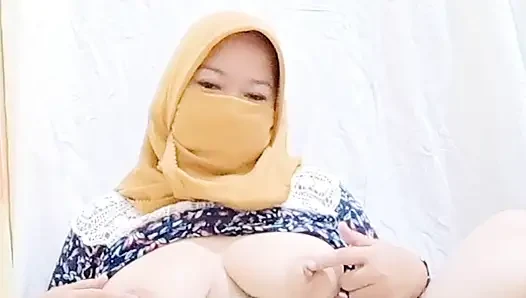 vaginabig88 indian 18 year's old girl big boobs so hot big pussy