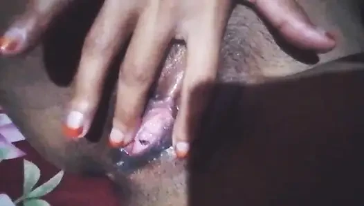 Sexy aunty fingering viral video