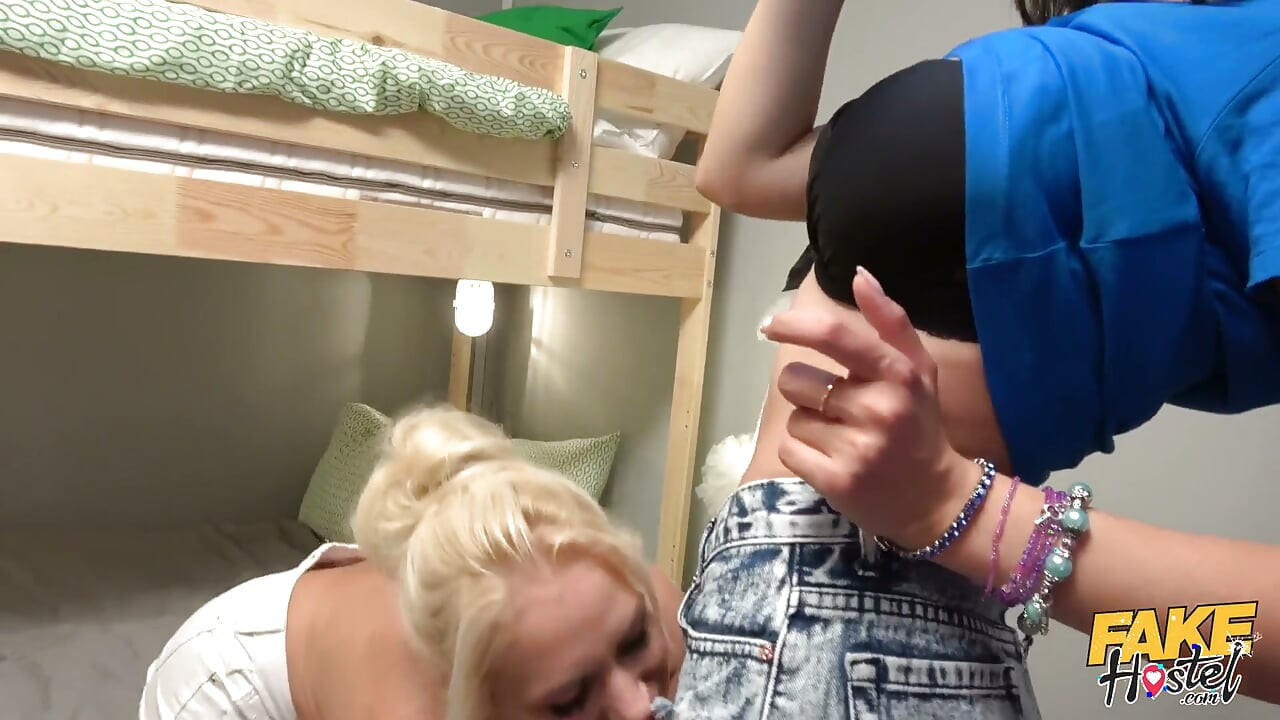 Fake Hostel - шаловливые лесбиянки Lola Bulgari и Rossella Visconti засветили сиськи перед хардкорным тройничком
