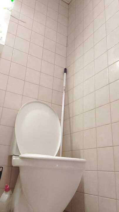 HOT BATHROOM MASTURBATION, DILDO, FAT BELLY, SMALL CLIT, VIBRATOR, REAL TITTYS