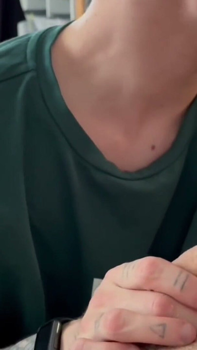 förförde en kille med stor kuk till sex, sprutade på en söt twink | Clip 2