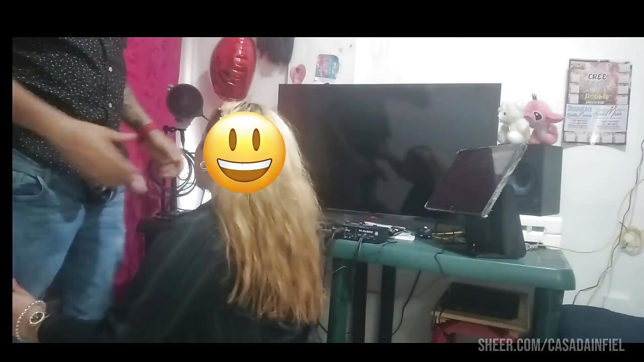 Hermosa Rubi Da Una Excelente Mamada