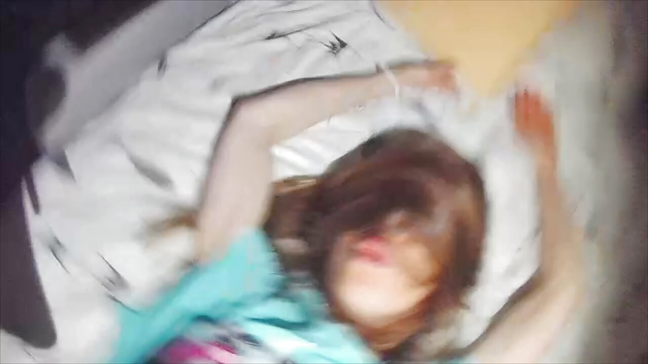 Traição. Amigos fodem o cu da minha mulher
