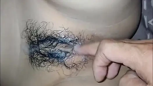 Gadis nakal asia lagi asik fingering sempitnya