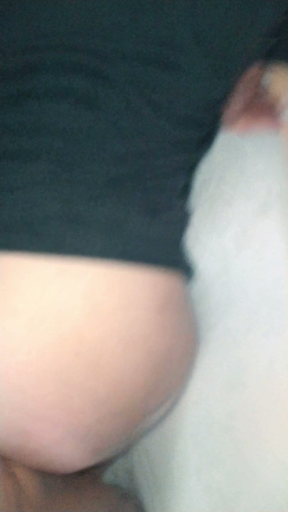 Her ass hole was so tight that it sucked my pubis. | Clip 1