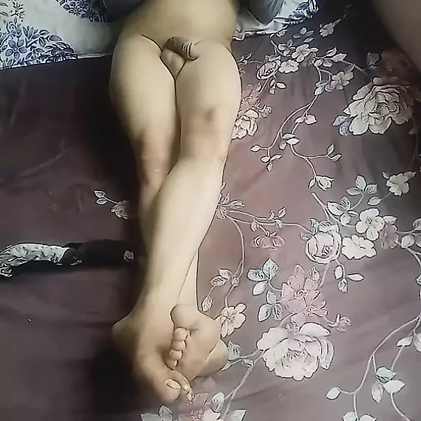 Delivery Boy Get Masturbate To Coustumer For Money