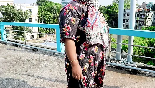 Bangladeshi Outdoor Village bhabi boyfriend fucks PART - 1