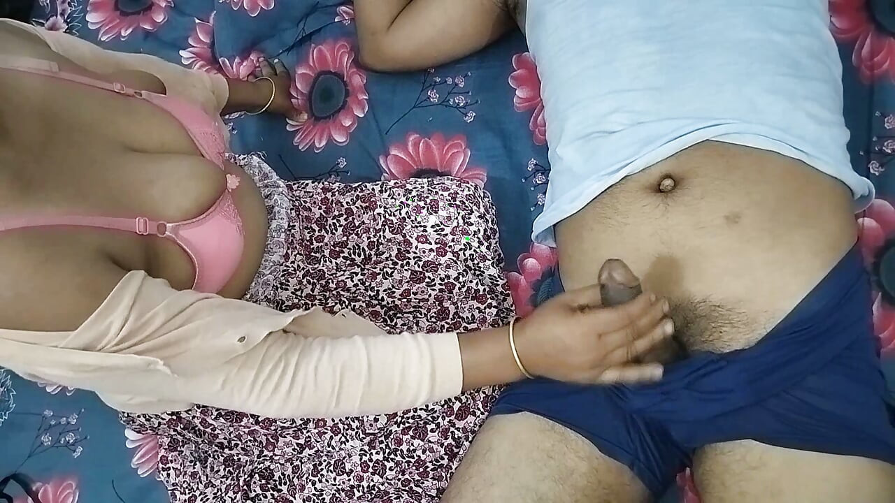 Beautyful hot sexy mommy fucked Full Hardcore Sex with Suhma Bengali Audio