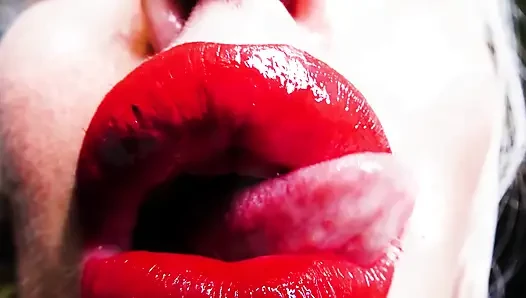 Mushy Kisses Mesmerize