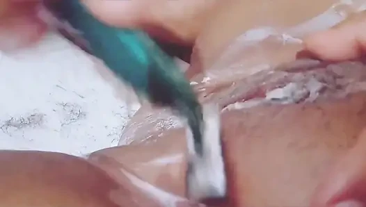 Şişman ve kıllı panocha'nın depiladasını kaydediyor bakış açısı