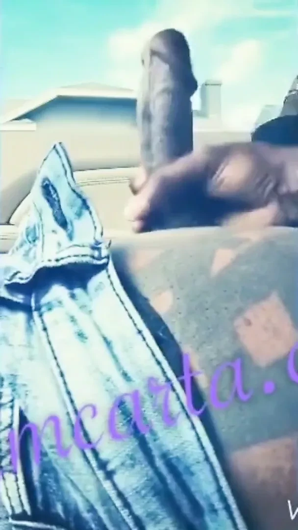 Donkey Dick atraC miK Carseat Cumshot
