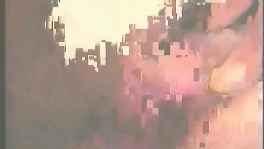 Cewek semok kulit hitam dengan masker superhero putih ini dientot habis-habisan di lapangan parkir