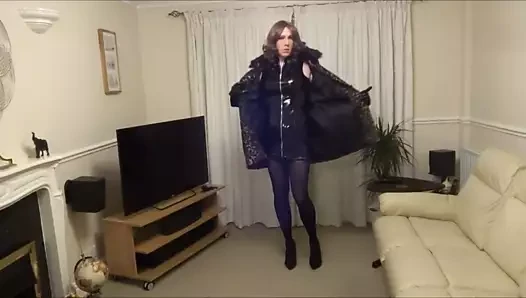 Kürk, pvc, çorap, yüksek topuklu ayakkabılar ve boşalmak