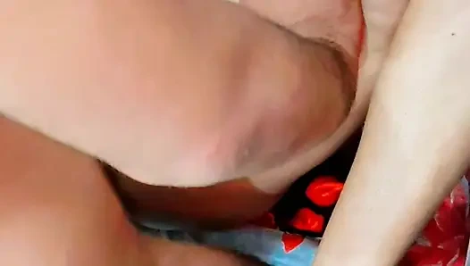 Pacar India desi disetubuhi oleh pacarnya untuk memberikan keinginan ulang tahun pacarnya dengan cara softcore