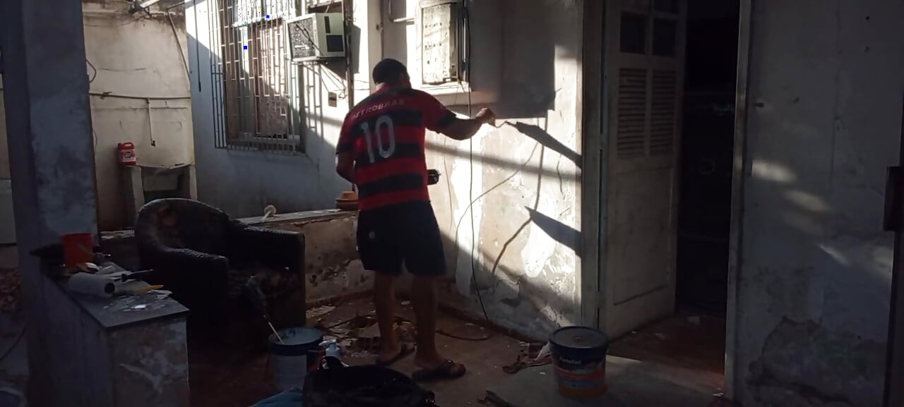 Bricklayer Fucks Boss's Wife